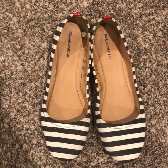 Striped flats size 8 - Picture 2 of 3